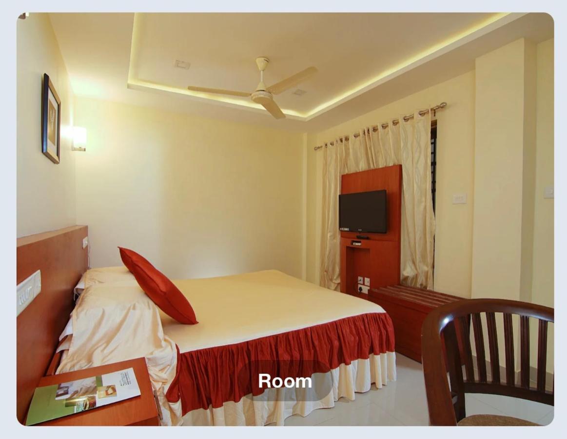 Hotel Sasthapuri Кожикоде Экстерьер фото